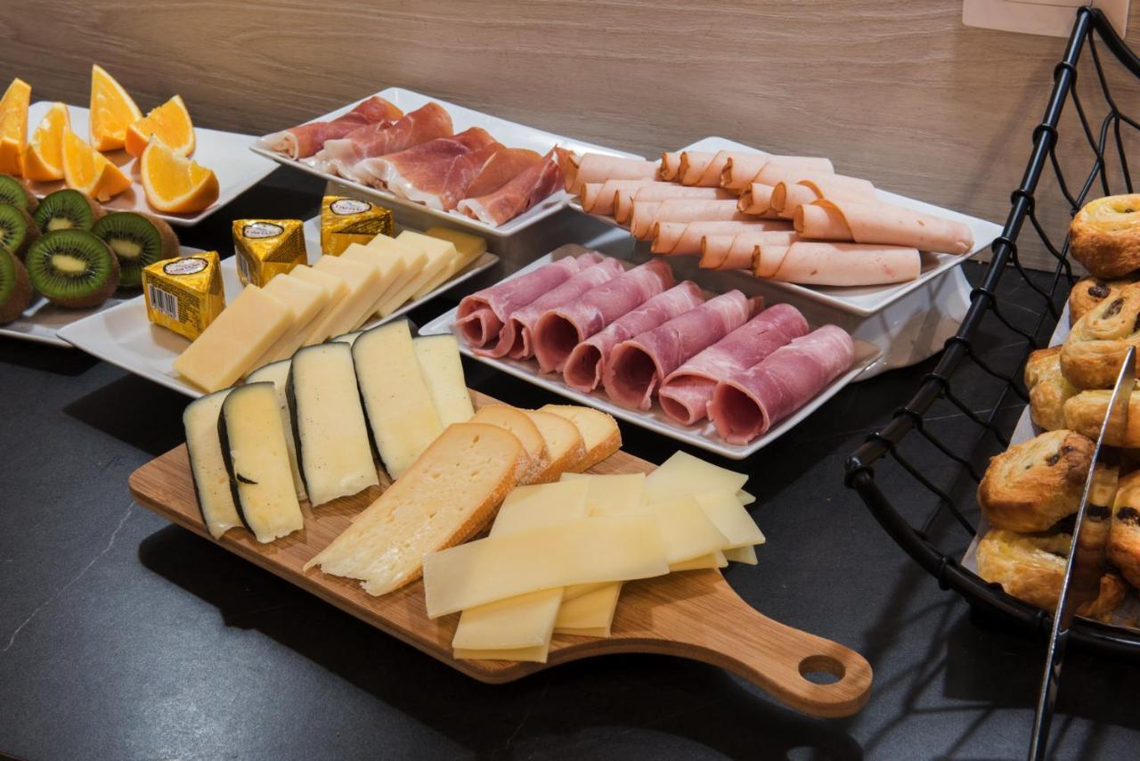 Mercure Paris Pont De Levallois Neuilly Екстер'єр фото